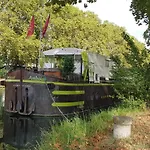 Peniche Amboise Flottante Centre Botel *