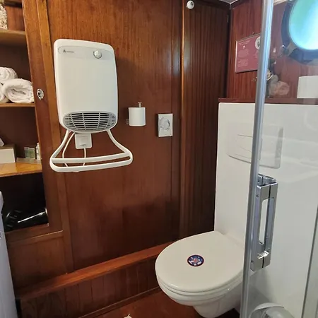 Båthotell Peniche Amboise Flottante Centre Toulouse